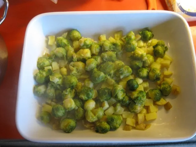 Rezept: Rosenkohl Auflauf mit Hackfleisch Bild Nr. 7 Rosenkohl Auflauf mit Hackfleisch - Rezept - Bild Nr. 7