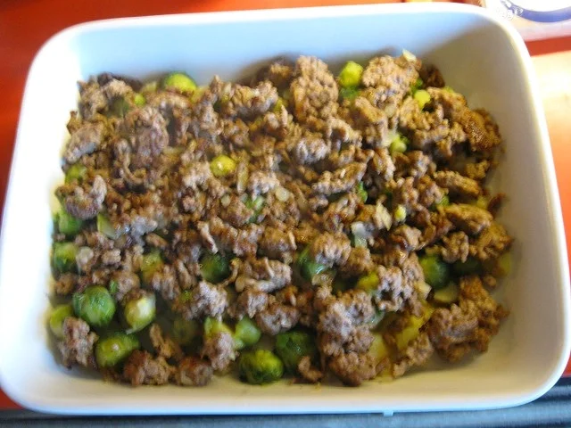 Rezept: Rosenkohl Auflauf mit Hackfleisch Bild Nr. 8 Rosenkohl Auflauf mit Hackfleisch - Rezept - Bild Nr. 8