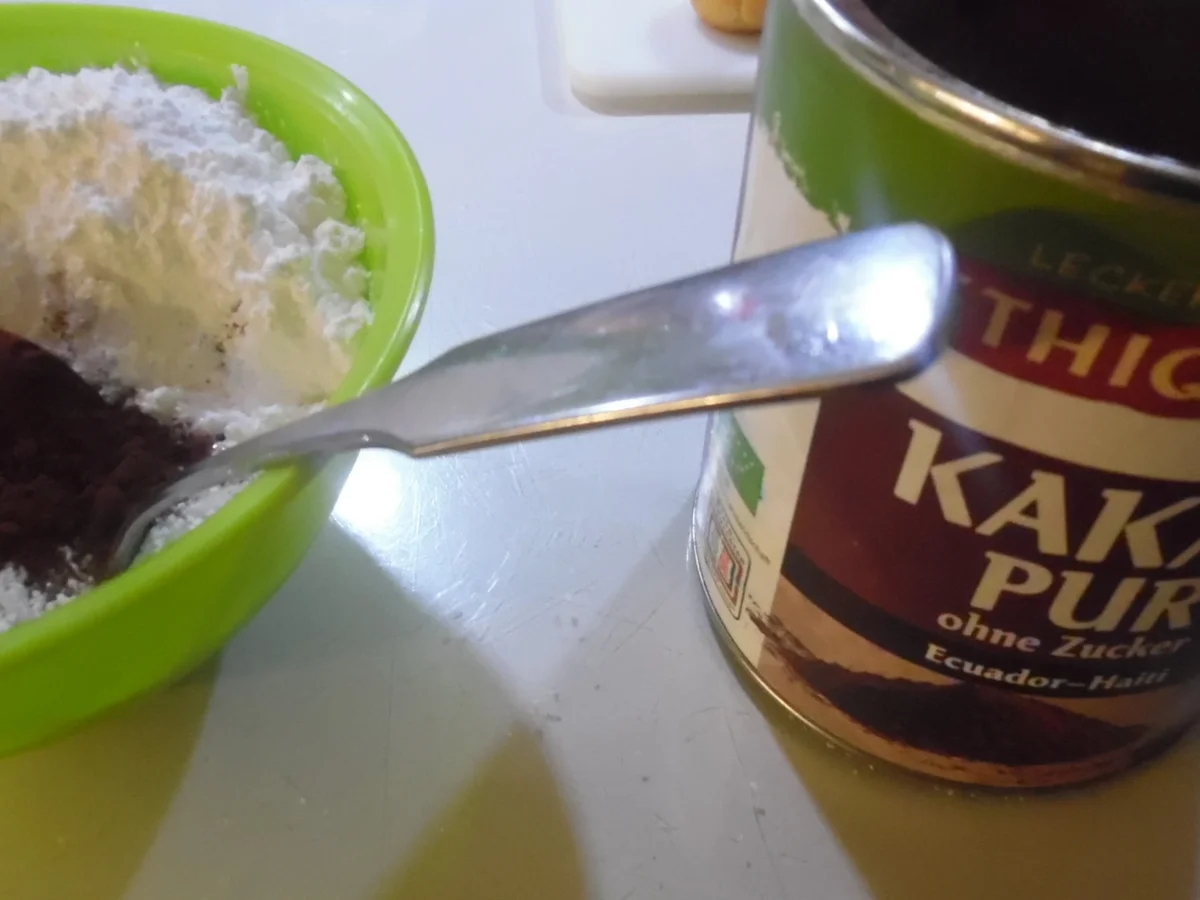 Profiteroles mit Crème patissière - Rezept - Bild Nr. 4933