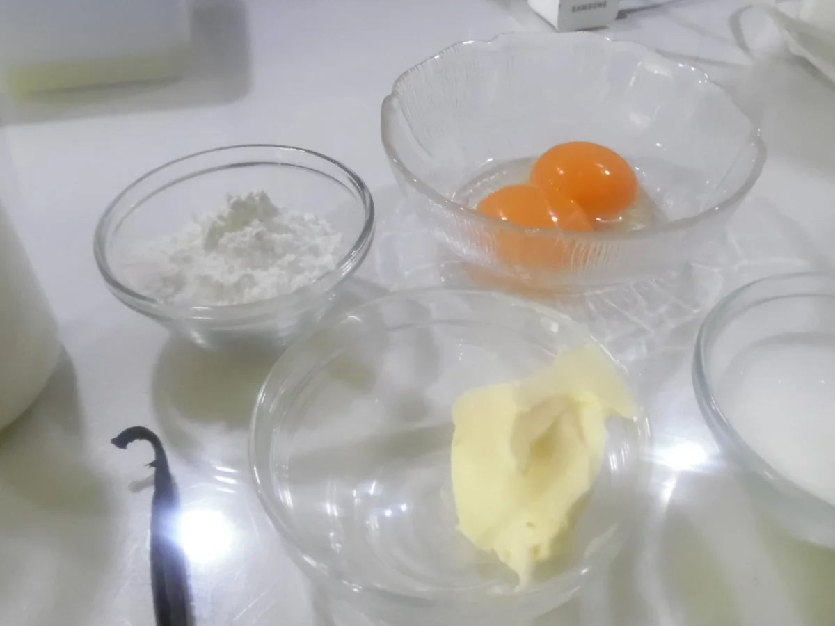 Profiteroles mit Crème patissière - Rezept - Bild Nr. 4943