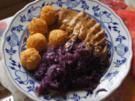 Entenbrustfilet mit Sauce, Ananas-Mango-Rotkohl und Mandelbällchen - Rezept - Bild Nr. 4931