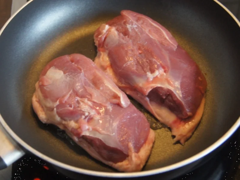 Entenbrustfilet mit Sauce, Ananas-Mango-Rotkohl und Mandelbällchen - Rezept - Bild Nr. 4934