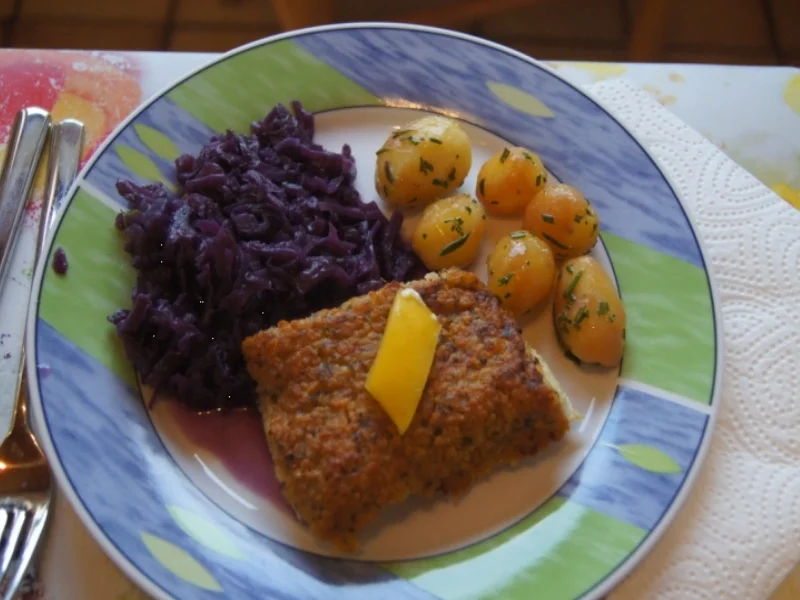 Rezept: Schlemmer Filet mit Rotkohl und Rosmarin-Drillingen Bild Nr. 6 Schlemmer Filet mit Rotkohl und Rosmarin-Drillingen - Rezept - Bild Nr. 6