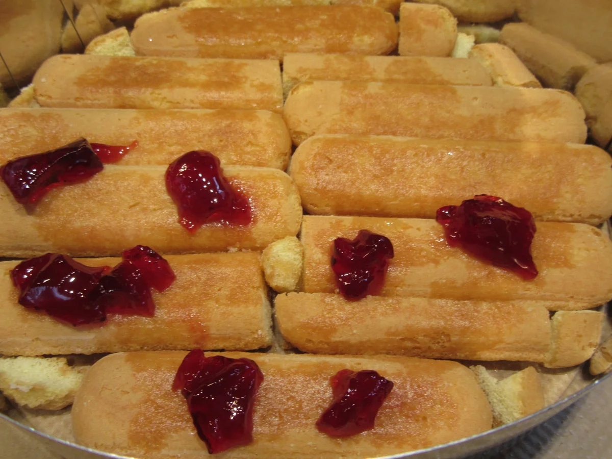 Backen: Buttercremetorte a´la Malakoff - Rezept - Bild Nr. 4937