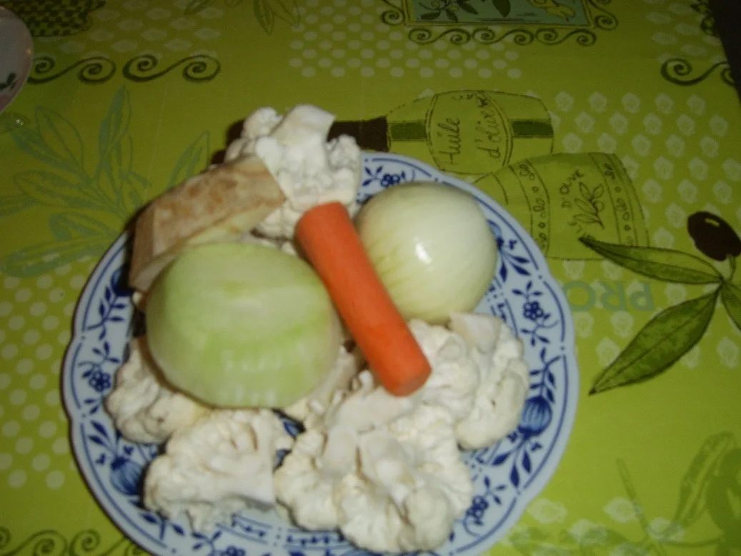 Rezept: Blumenkohlcremsuppe Bild Nr. 4 Blumenkohlcremsuppe - Rezept - Bild Nr. 4