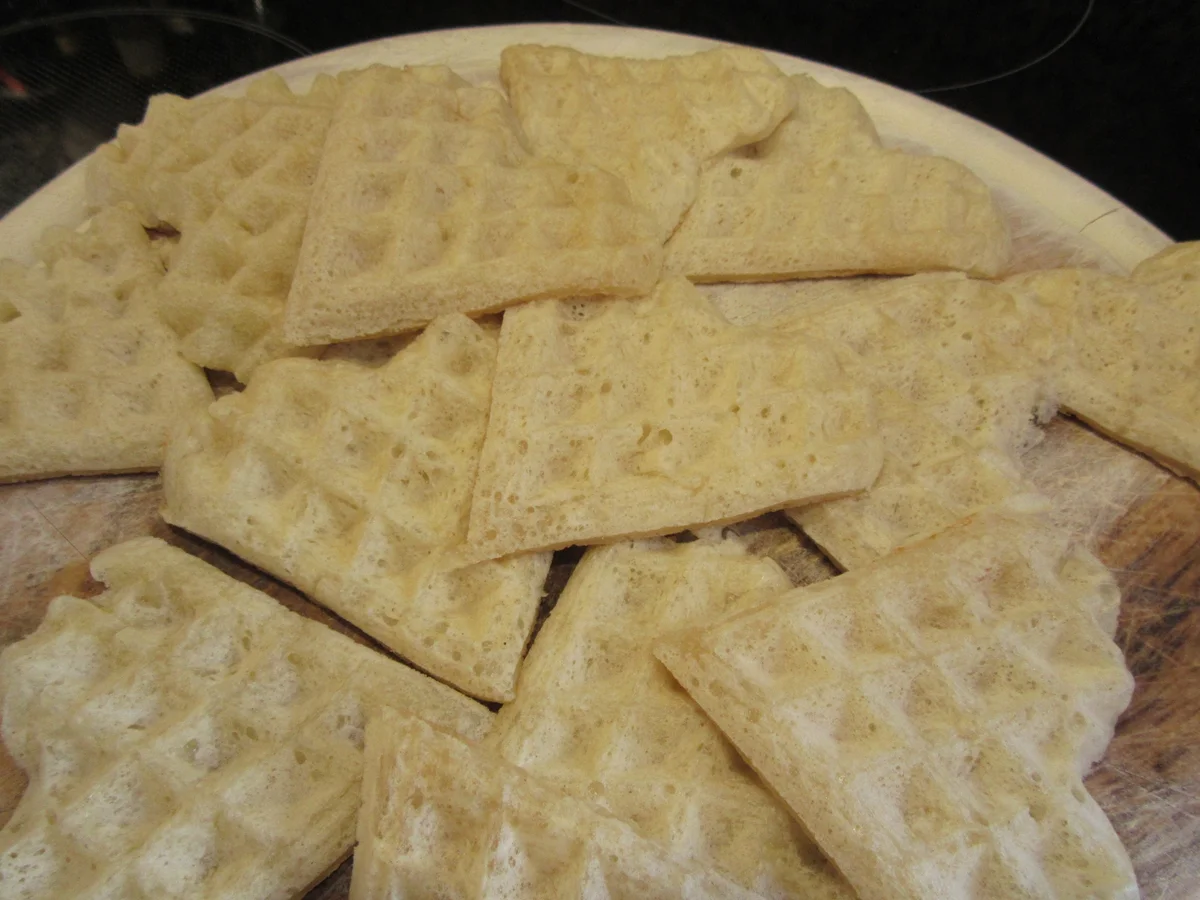 Pikantes Backen: Laugenwaffeln gefüllt - Rezept - Bild Nr. 4953