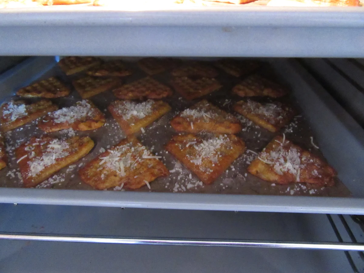 Pikantes Backen: Laugenwaffeln gefüllt - Rezept - Bild Nr. 4956