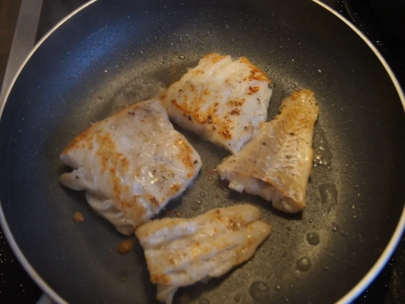 Kabeljaufilet mit Gurkengemüse und Drillingen - Rezept - Bild Nr. 4942