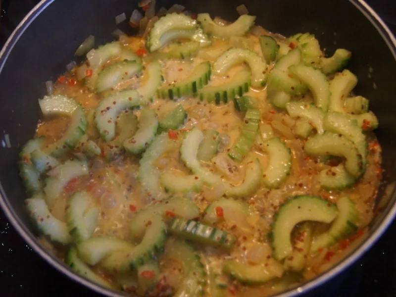 Kabeljaufilet mit Gurkengemüse und Drillingen - Rezept - Bild Nr. 4951