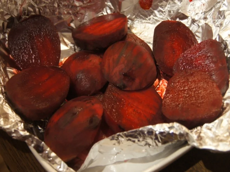 Rezept: Rote Bete mit Forellen-Filet und Quark-Meerrettich-Dip Bild Nr. 4943 Rote Bete mit Forellen-Filet und Quark-Meerrettich-Dip - Rezept - Bild Nr. 4943