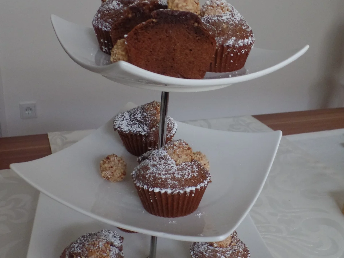 Schoko-Muffins mit Giotto-Kern - Rezept - Bild Nr. 4939