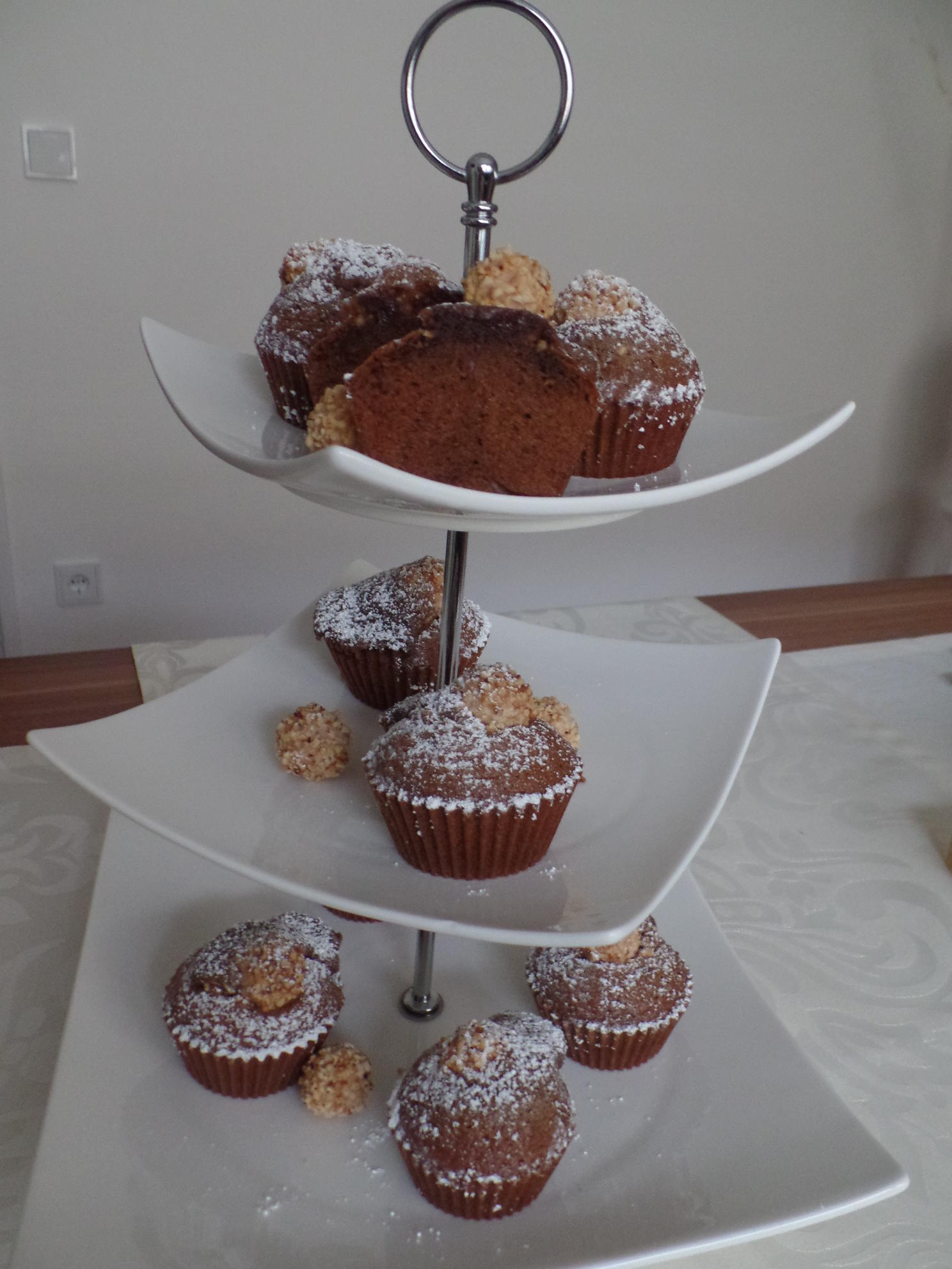 Bilder für Schoko-Muffins mit Giotto-Kern - Rezept