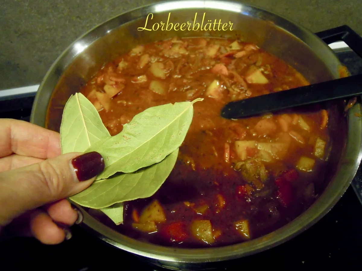 Rezept: kräftige Gulaschsuppe Bild Nr. 4957 kräftige Gulaschsuppe - Rezept - Bild Nr. 4957