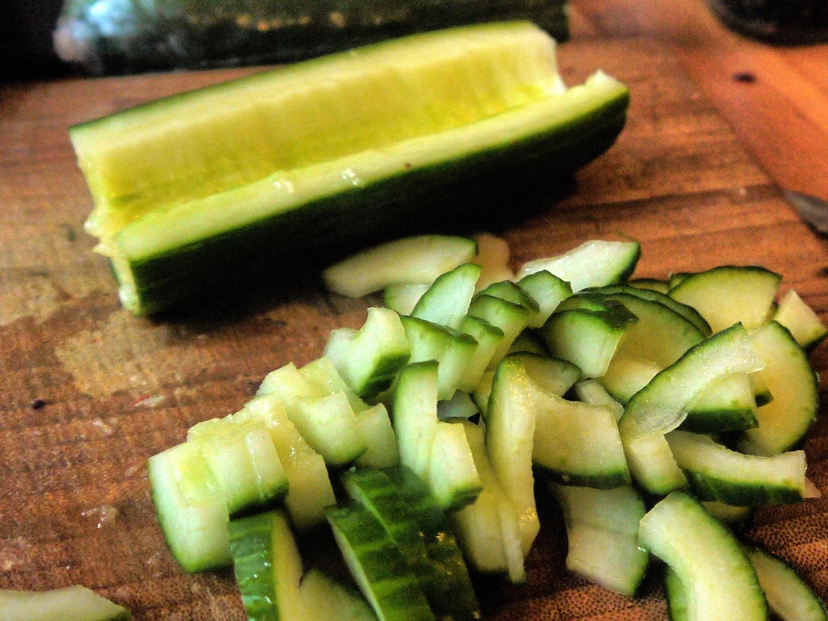 Rezept: Kartoffel-Gurkensalat Bild Nr. 10 Kartoffel-Gurkensalat - Rezept - Bild Nr. 10