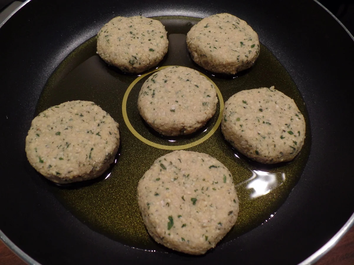 Rezept: Falafeln mit Salat Bild Nr. 4945 Falafeln mit Salat - Rezept - Bild Nr. 4945