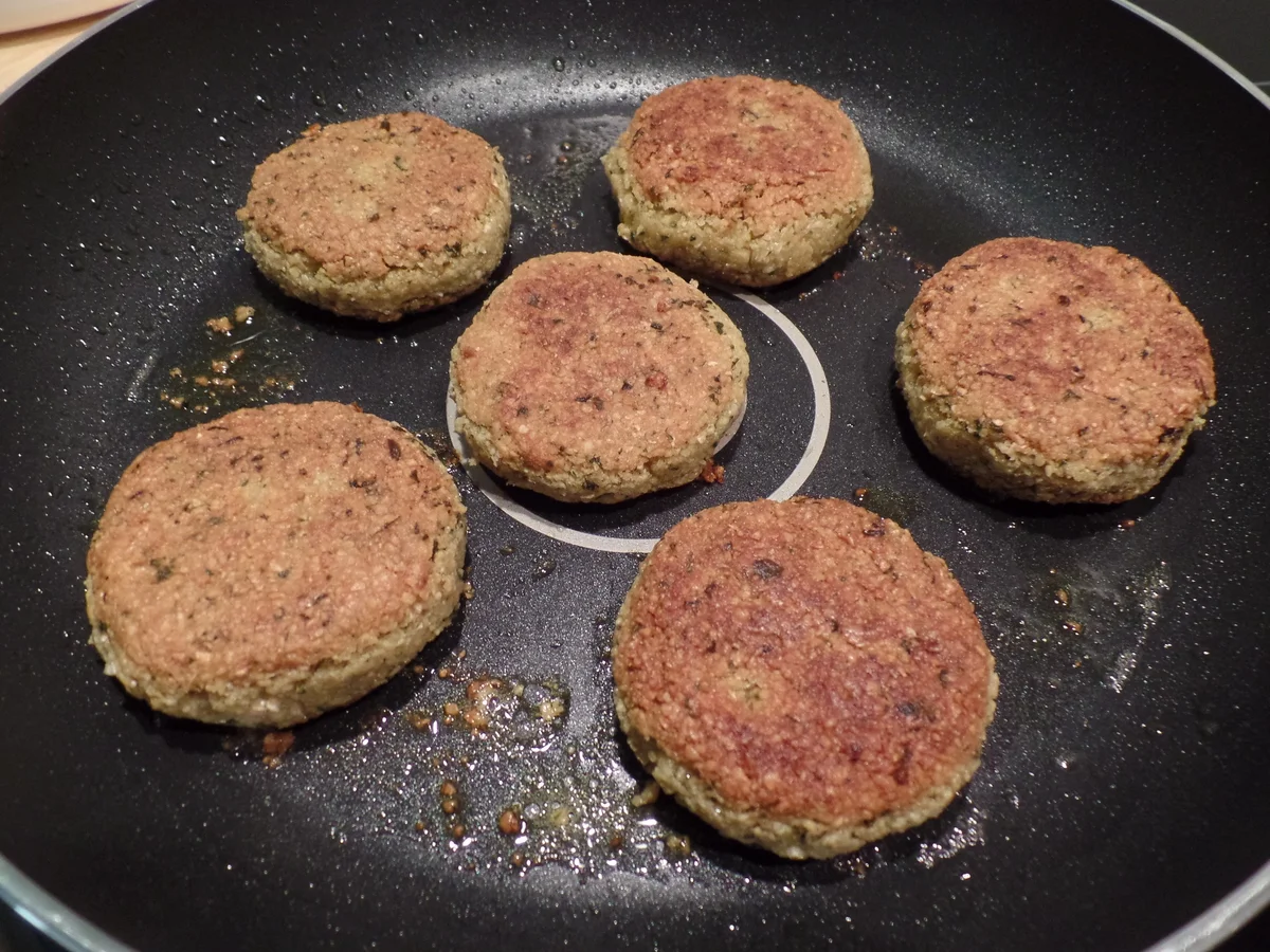 Rezept: Falafeln mit Salat Bild Nr. 4946 Falafeln mit Salat - Rezept - Bild Nr. 4946