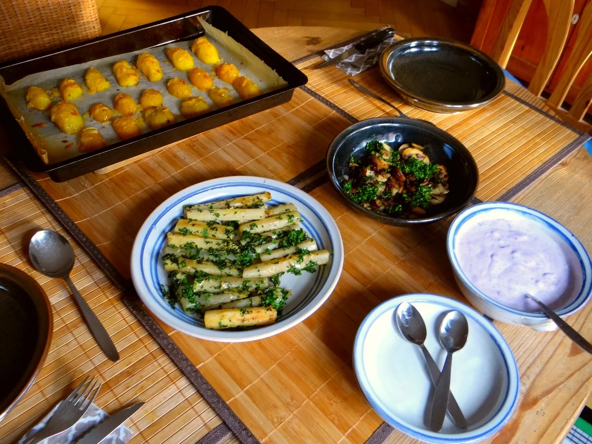 Schwarzwurzel,Ofenkartoffeln,pochiertes Ei - Rezept - Bild Nr. 4952