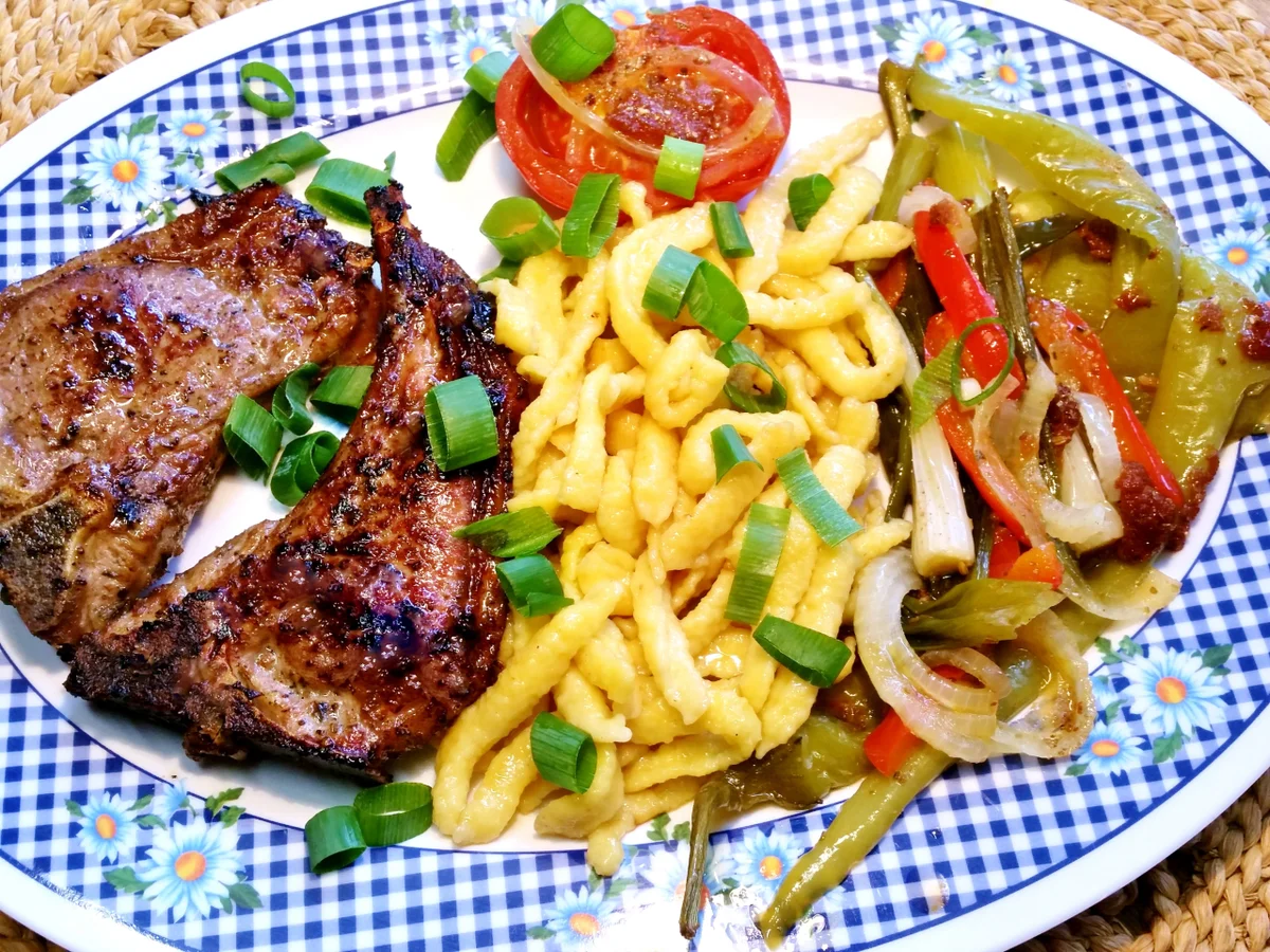 Lamm-Koteletts mit buntem Ofengemüse - Rezept - Bild Nr. 4952