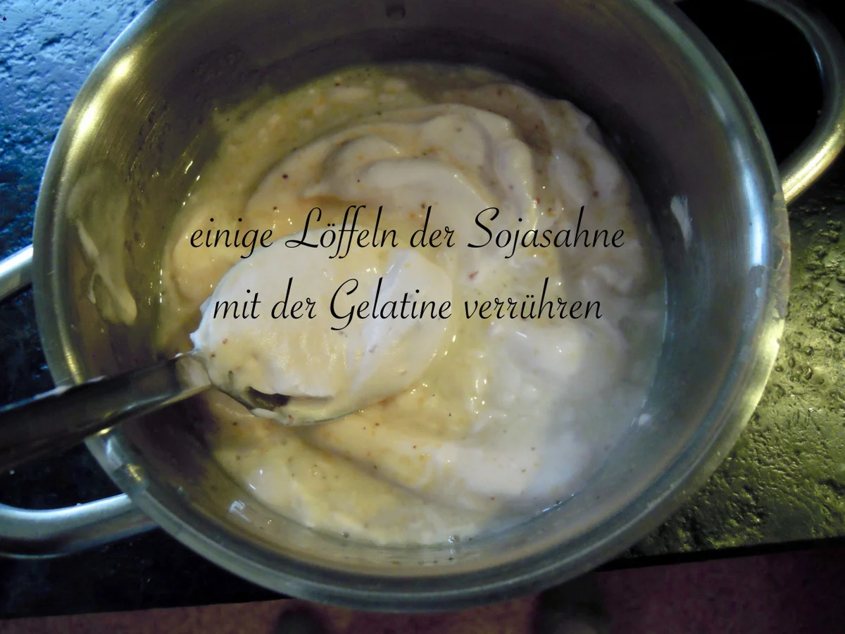 Rezept: Kuppeltorte mit Walderdbeersahne Bild Nr. 4962 Kuppeltorte mit Walderdbeersahne - Rezept - Bild Nr. 4962