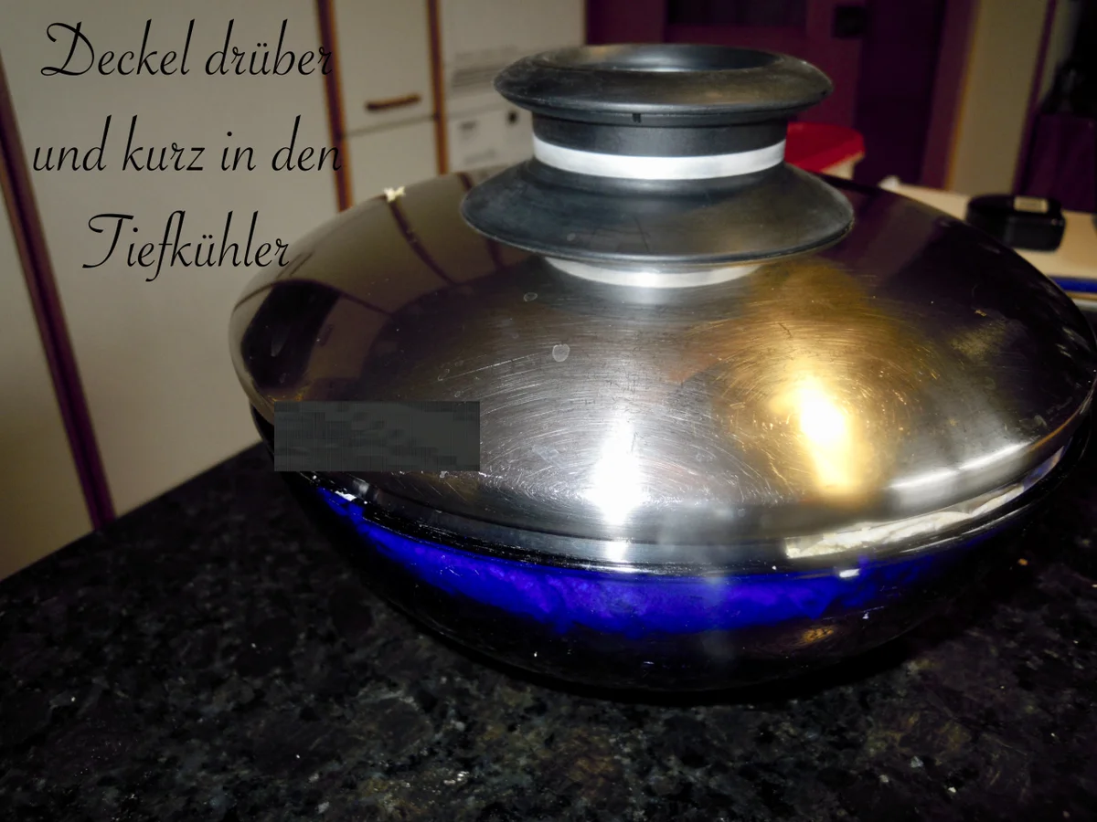 Rezept: Kuppeltorte mit Walderdbeersahne Bild Nr. 4955 Kuppeltorte mit Walderdbeersahne - Rezept - Bild Nr. 4955