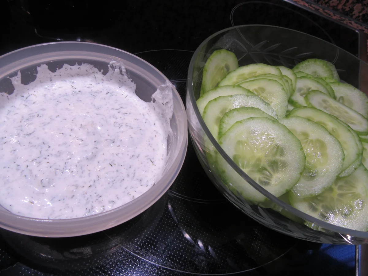 Salate: Salat-Quartett zum Schweizer Käse-Fondue - Rezept - Bild Nr. 4962