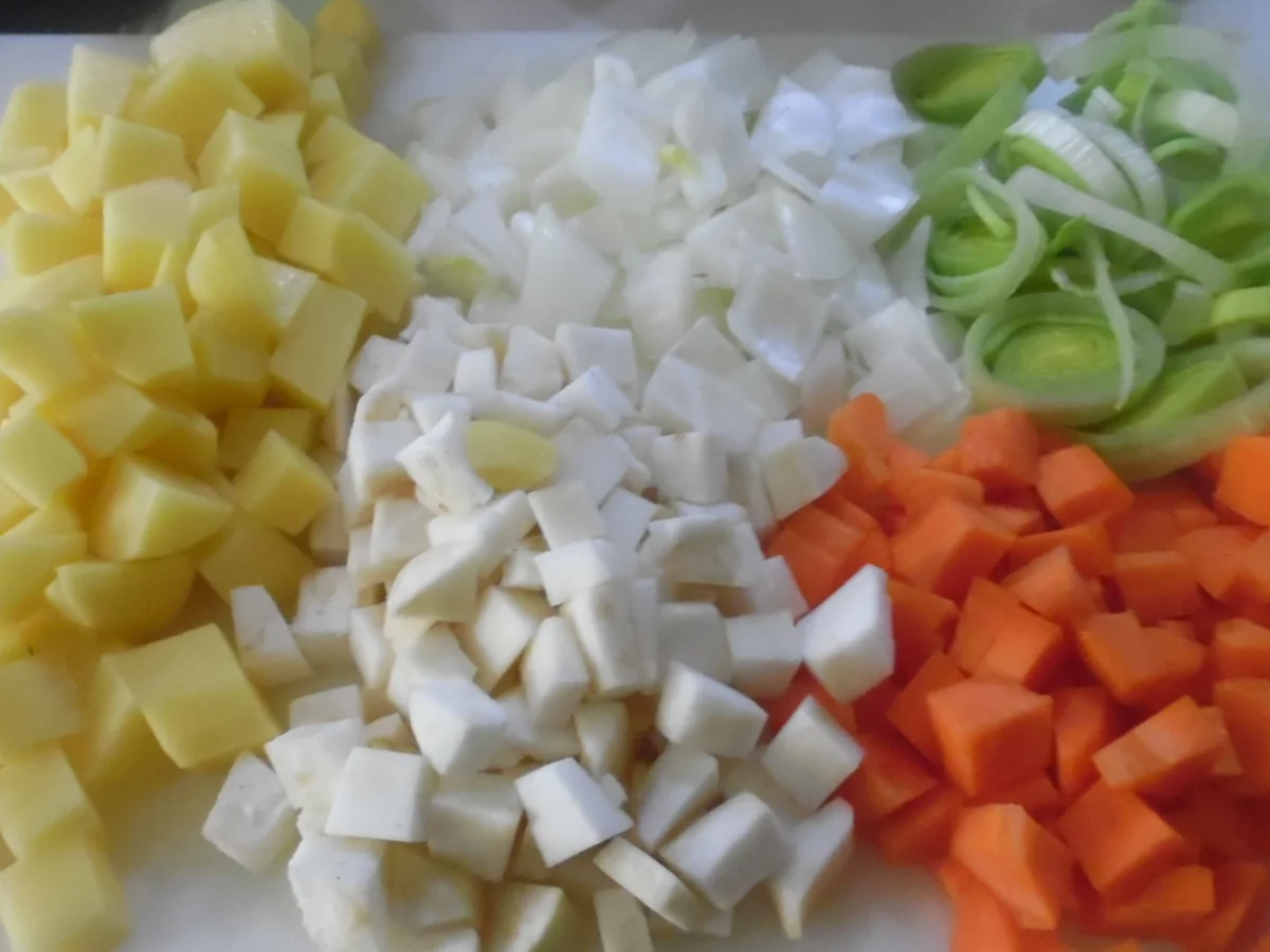 Rezept: Kasseler-Topf mit bunten Bohnen Bild Nr. 4957 Kasseler-Topf mit bunten Bohnen - Rezept - Bild Nr. 4957