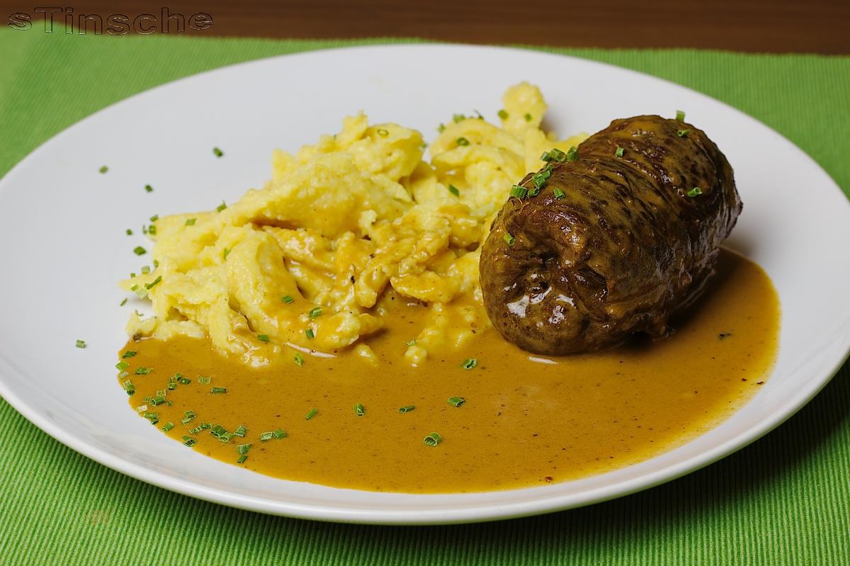 Rinderrouladen mit Steinpilzfüllung - Rezept - Bild Nr. 4963