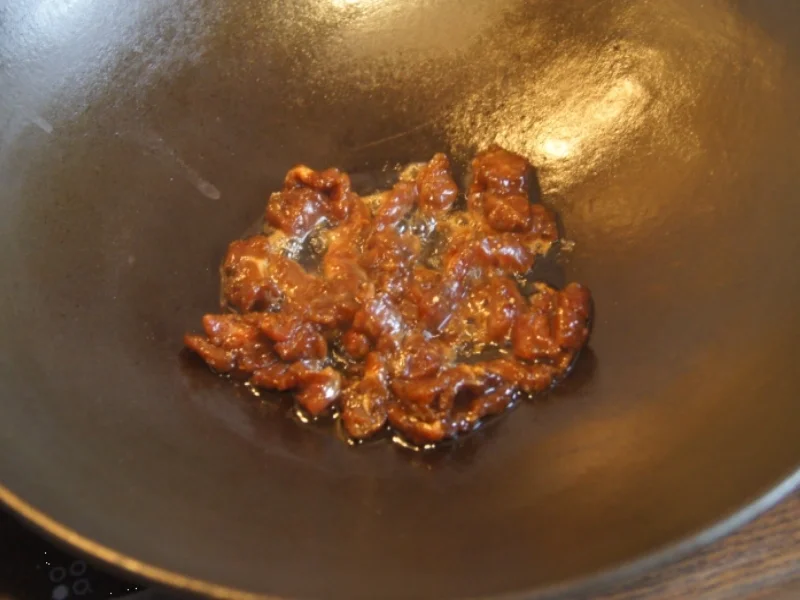 Rindfleisch mit Champignons und Mie-Nudeln im Wok - Rezept - Bild Nr. 4966