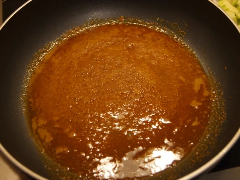 Rezept: Gebratene Zucchini mit Rispentomaten Bild Nr. 4966 Gebratene Zucchini mit Rispentomaten - Rezept - Bild Nr. 4966