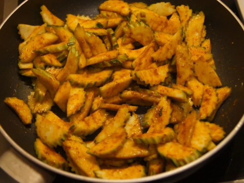 Rezept: Gebratene Zucchini mit Rispentomaten Bild Nr. 4968 Gebratene Zucchini mit Rispentomaten - Rezept - Bild Nr. 4968