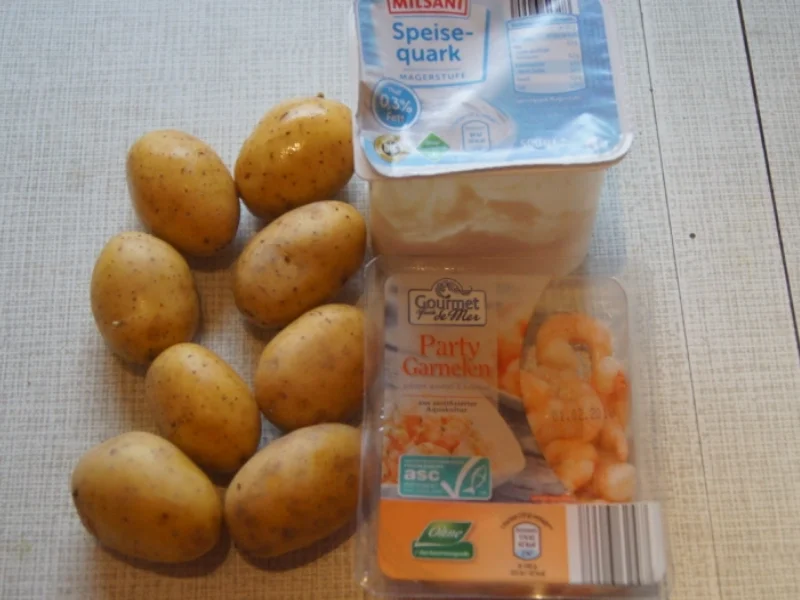 Rezept: Pellkartoffeln mit exotisch gewürzten Quark und Garnelen Bild Nr. 4972 Pellkartoffeln mit exotisch gewürzten Quark und Garnelen - Rezept - Bild Nr. 4972
