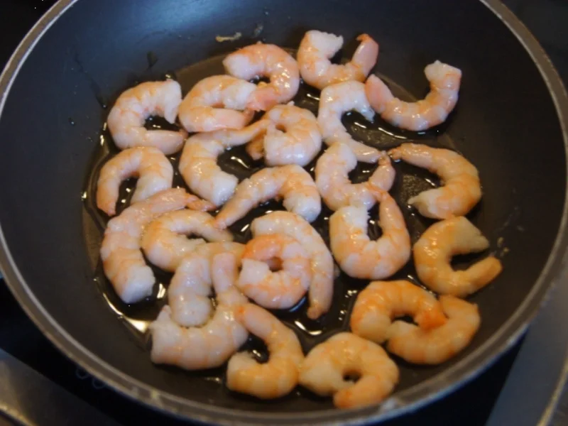 Rezept: Pellkartoffeln mit exotisch gewürzten Quark und Garnelen Bild Nr. 4976 Pellkartoffeln mit exotisch gewürzten Quark und Garnelen - Rezept - Bild Nr. 4976