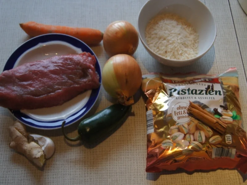 Hüftsteak mit Zwiebeln und Gewürzreis - Rezept - Bild Nr. 4982