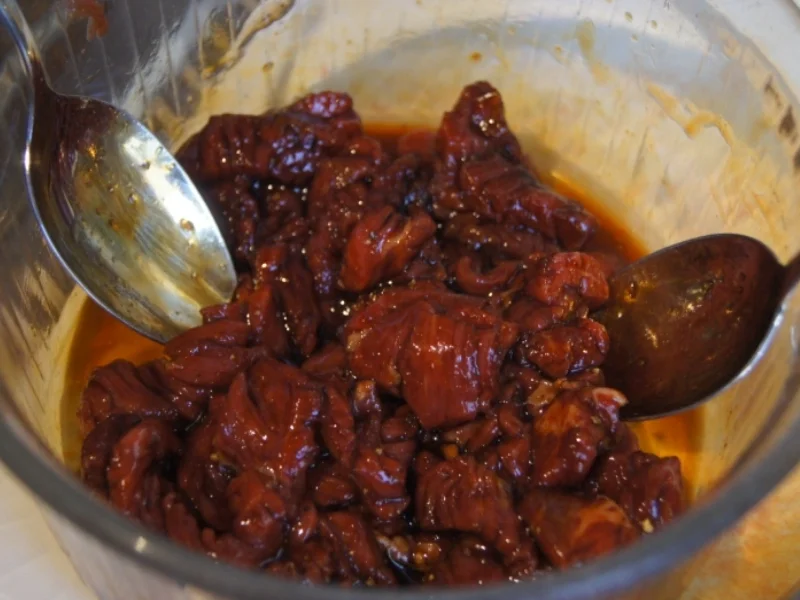 Hüftsteak mit Zwiebeln und Gewürzreis - Rezept - Bild Nr. 4983