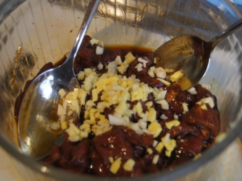 Hüftsteak mit Zwiebeln und Gewürzreis - Rezept - Bild Nr. 4984