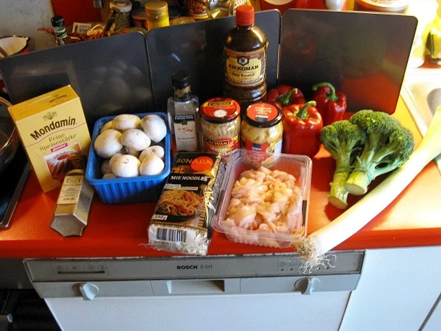 Rezept: Mittagessen aus dem Wok Bild Nr. 3 Mittagessen aus dem Wok - Rezept - Bild Nr. 3