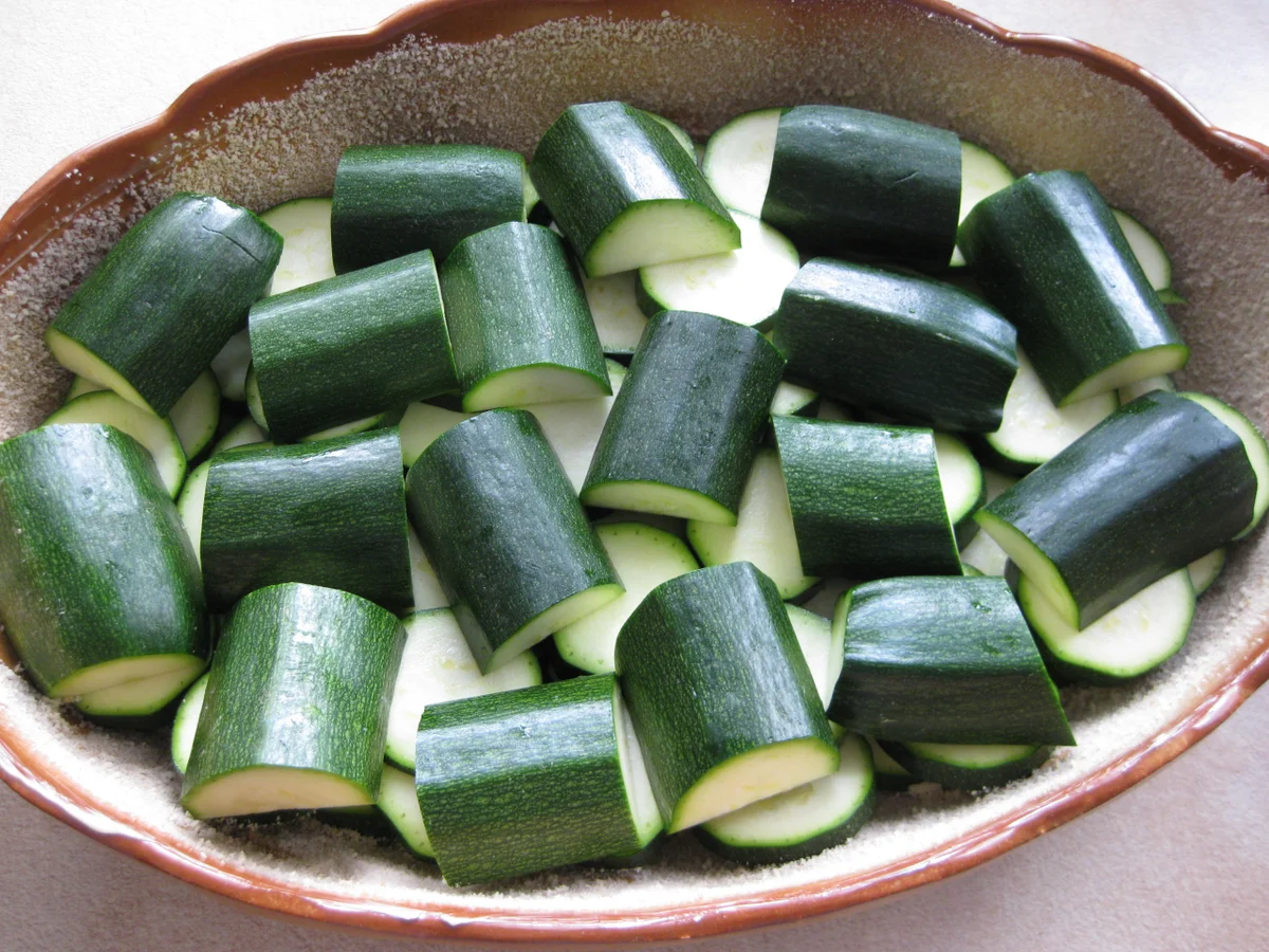 Zucchini-Hackfleischauflauf mit Käsekruste - Rezept - Bild Nr. 5005