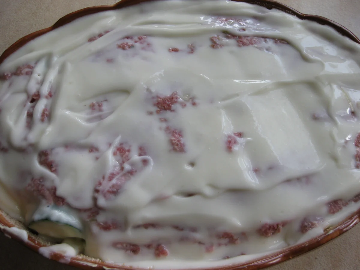 Zucchini-Hackfleischauflauf mit Käsekruste - Rezept - Bild Nr. 5007