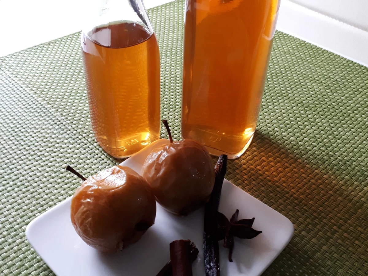 Apfel-Likör - Rezept - Bild Nr. 5218