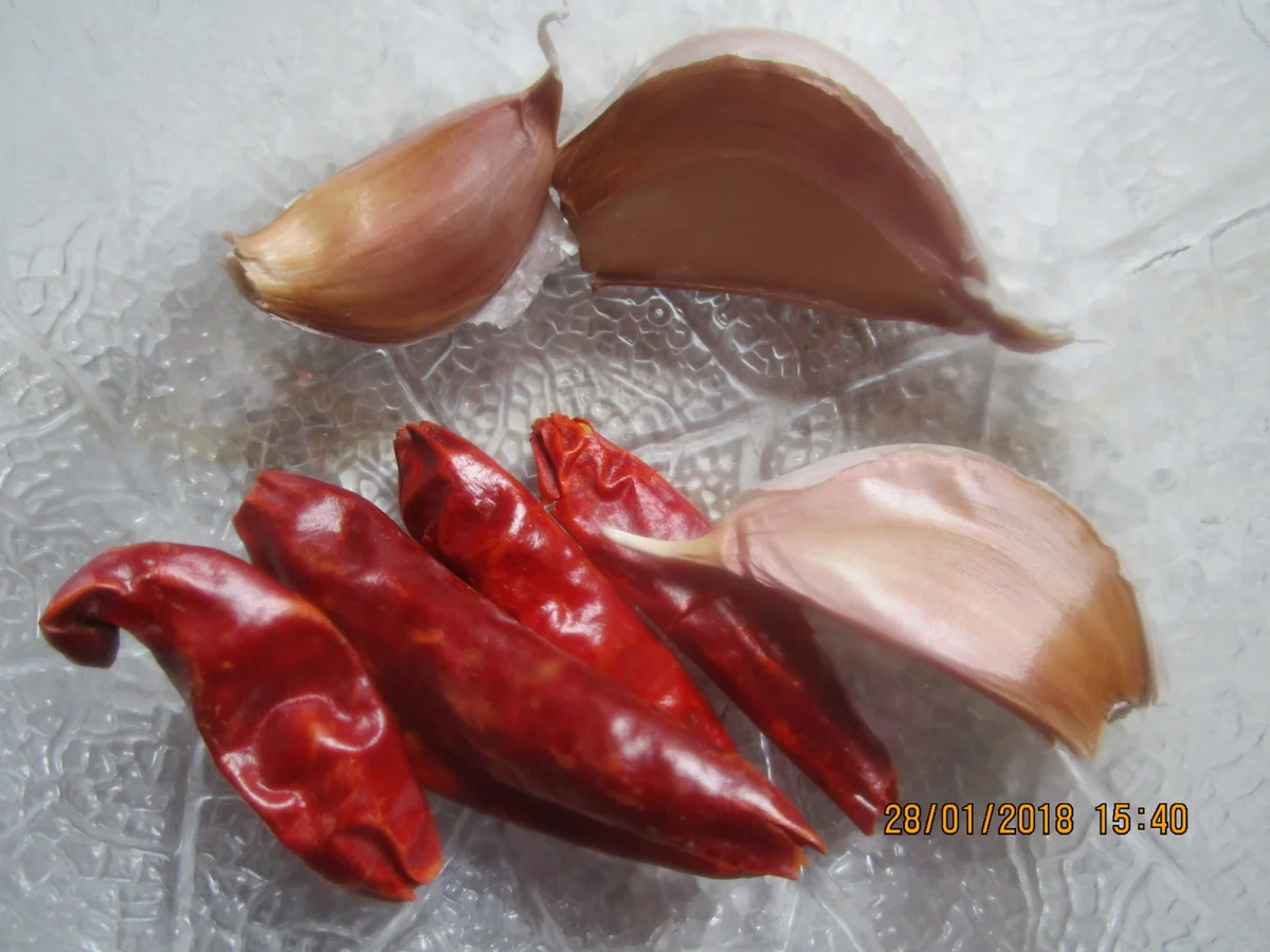 Rezept: Asiatisch: Chili-Hähnchenschenkel nach Szechuan-Art Bild Nr. 5006 Asiatisch: Chili-Hähnchenschenkel nach Szechuan-Art - Rezept - Bild Nr. 5006