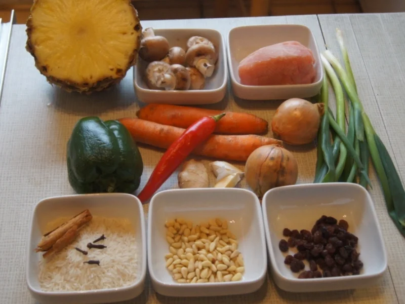 Putenbrust mit Gemüse süß sauer und gelben Gewürzreis - Rezept - Bild Nr. 5005