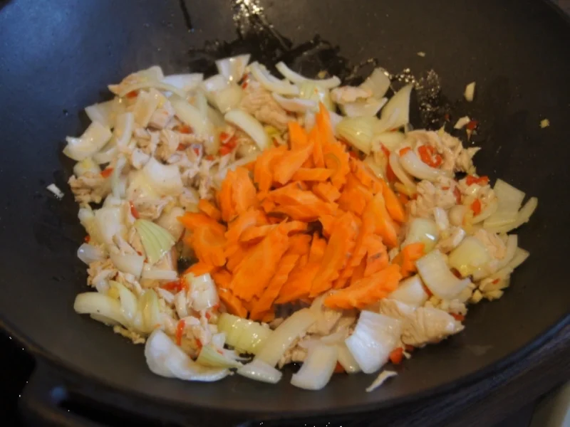 Putenbrust mit Gemüse süß sauer und gelben Gewürzreis - Rezept - Bild Nr. 5010