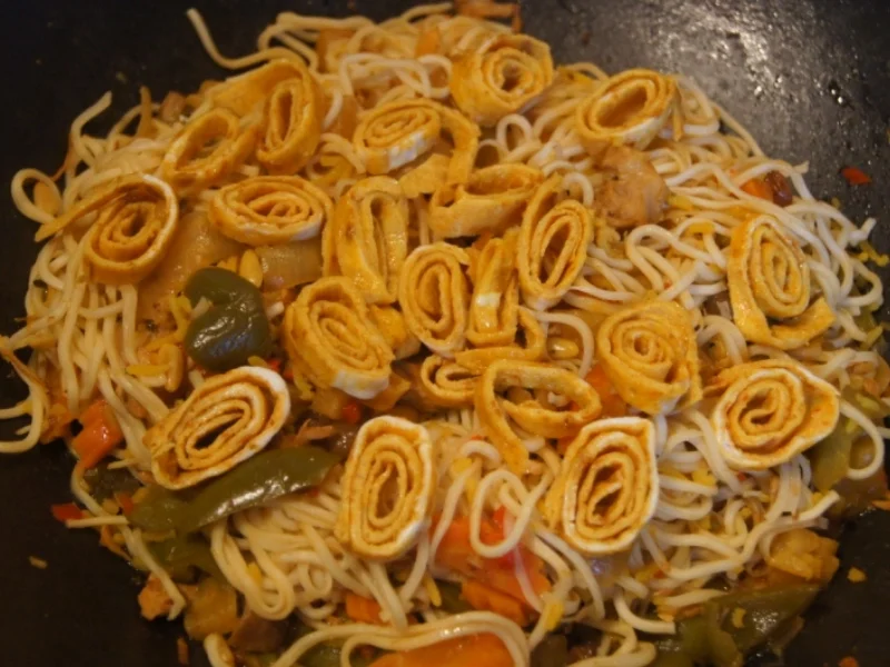 Putenbrust mit Gemüse süß sauer und Mie-Nudeln - Rezept - Bild Nr. 5012