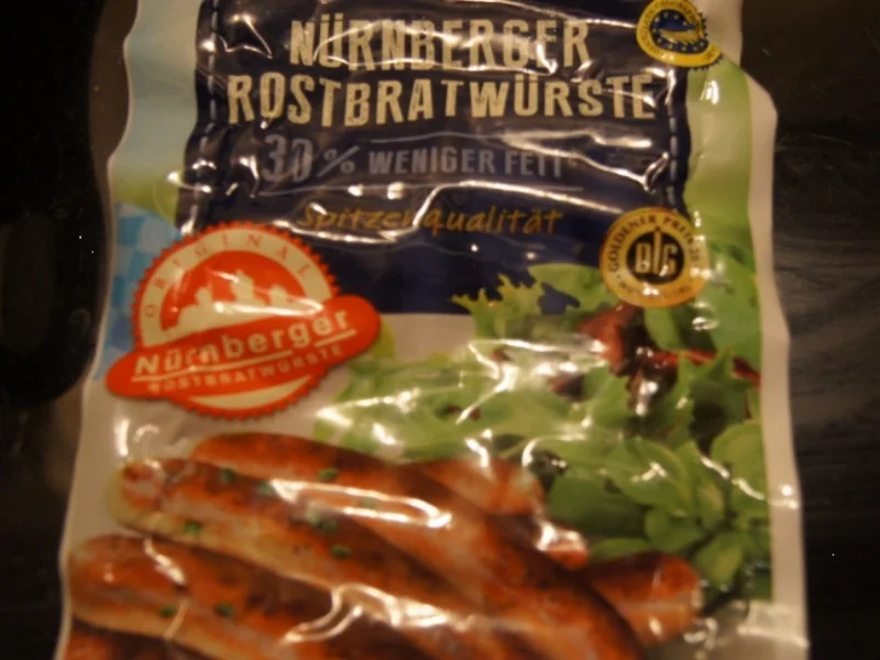 Nürnberger Rostbratwürste auf Sauerkraut - Rezept - Bild Nr. 5007