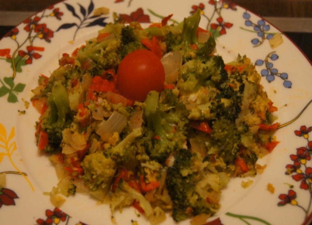 Brokkoli-Gemüse-Pfanne mit Ei - Rezept - Bild Nr. 5009
