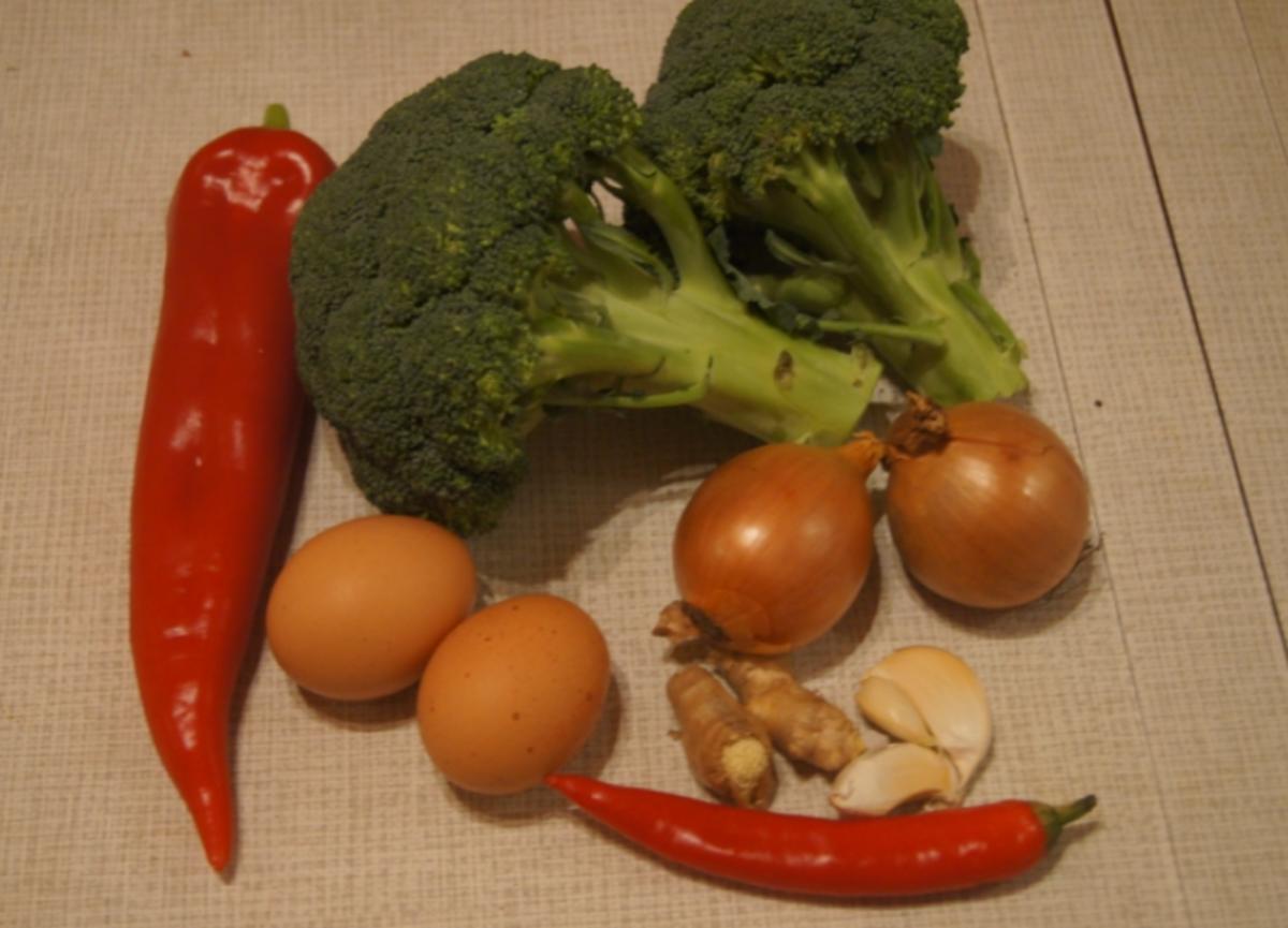 Brokkoli-Gemüse-Pfanne mit Ei - Rezept - Bild Nr. 5010