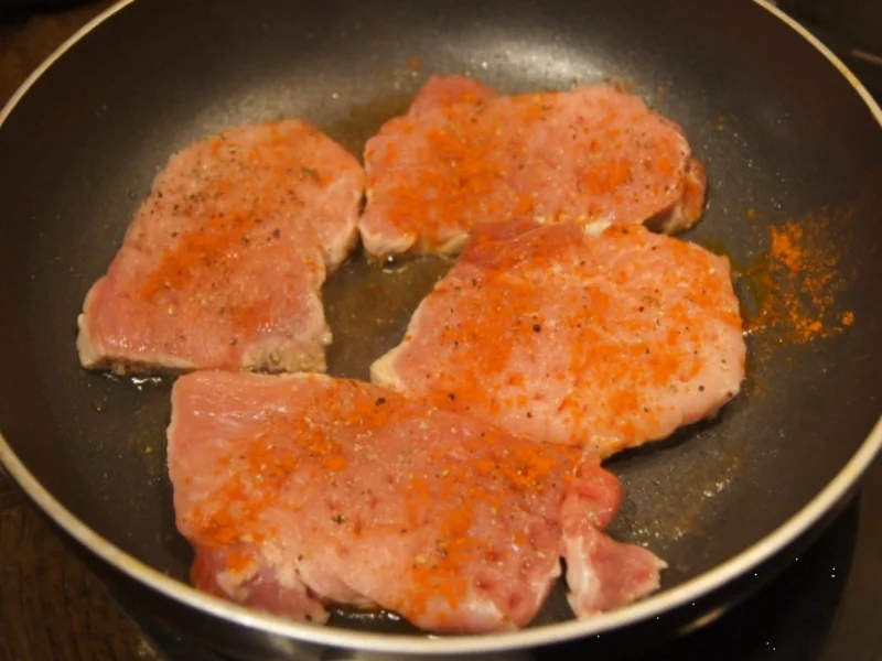 Rezept: Schweinesteak mit Beilagen und Feldsalat Bild Nr. 5012 Schweinesteak mit Beilagen und Feldsalat - Rezept - Bild Nr. 5012