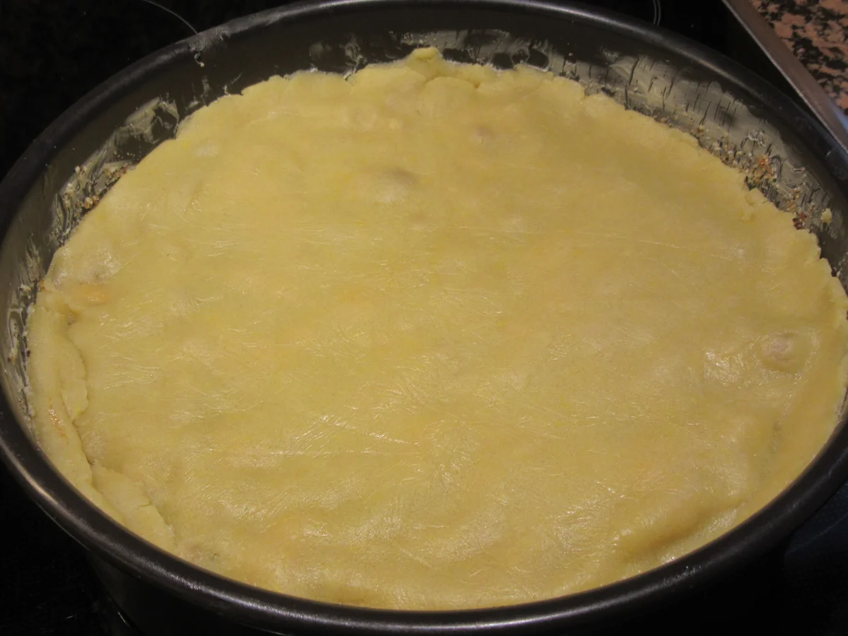 Rezept: Backen: Kerniger Knusperkuchen mit Bittermandelsahne Bild Nr. 5024 Backen: Kerniger Knusperkuchen mit Bittermandelsahne - Rezept - Bild Nr. 5024