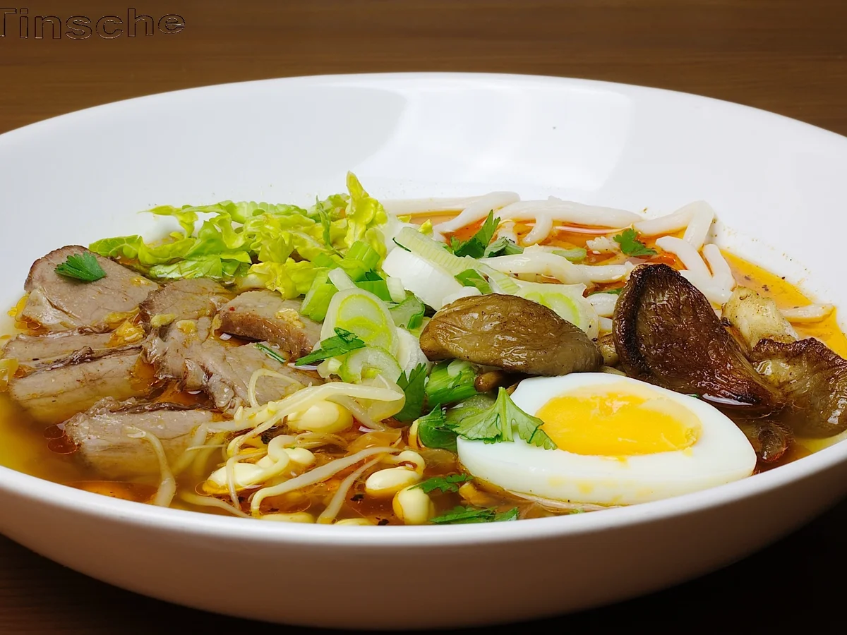 Rindfleischsuppe mit Udon-Nudeln - Rezept - Bild Nr. 5018