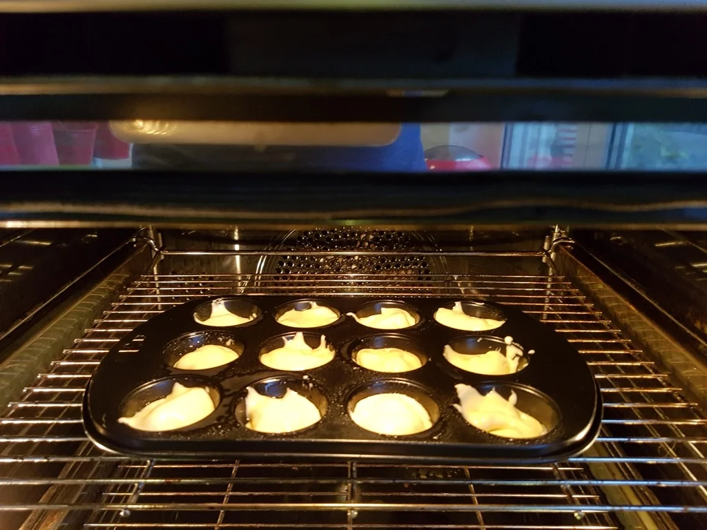 Rezept: Kleine süsse "Rührteig" Happen Bild Nr. 5021 Kleine süsse "Rührteig" Happen - Rezept - Bild Nr. 5021